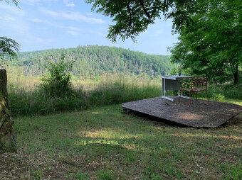 Krásný a jedinečný pozemek 2112 m2 v Nebovidech u Brna - 15
