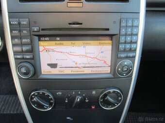 MERCEDES A180CDI 80kw 2012 bez koroze na díly - 15