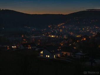 Prodej poloviny moderního dvojdomu 5+kk (130 m²) s privátní - 15