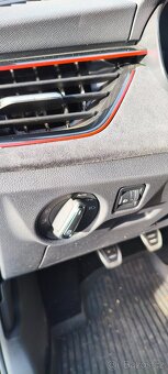 Škoda Scala Drive1.0TSI 85kw,7/25 ,naj.500km,1 maj.ČR - 15