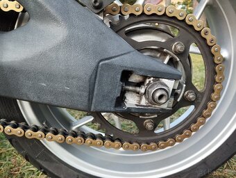 Triumph Tiger 1050 - 15