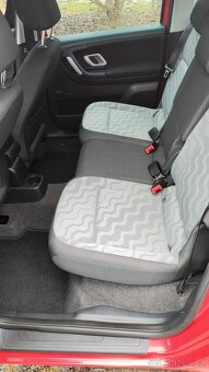 ŠKODA ROOMSTER 1.4i 16V 63kW, r.v.2009 - 15