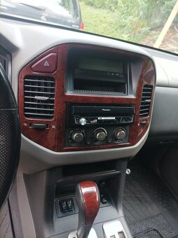 Mitsubishi Pajero 3,2 diesel Privilege - 15