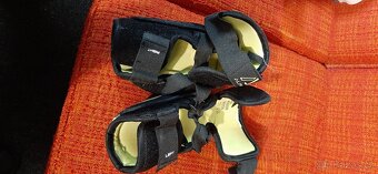 Hokejové kalhoty,  lokty, holeně, hrudník - 15