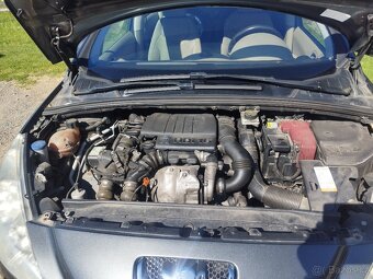 Peugeot 308  1.6 HDi - 15