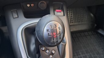 Renault Scénic, 1.6i / 81KW - 15