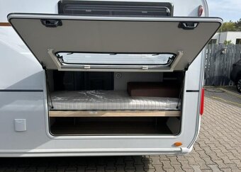 Bürstner AVERSO 560TK palandy nove - 15