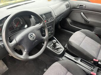 VW Golf IV 1.6 i - 15