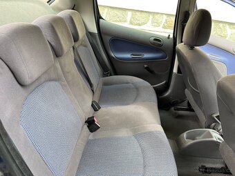 Peugeot 206 1,4i - 15