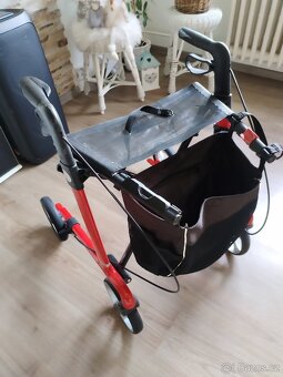 Chodítko pro dospělého - seniora, zdravotně potřebného - 15