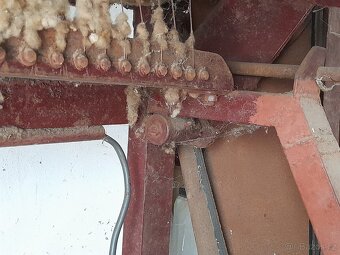 Česačka ovčích kožešin - 15