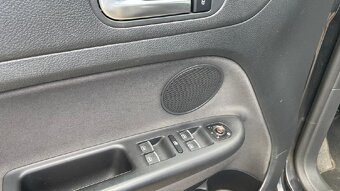 Volkswagen Golf Plus, 1.2 TSI 77KW //odp. DPH //RV 6/2012 - 15