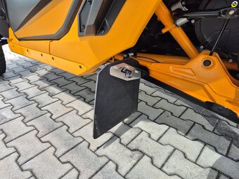 CAN-AM Maverick X3 X RC Turbo - 15