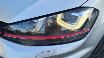 VOLKSWAGEN GOLF 7 GTI - 2,0TSi 162kW - Manuál - 15