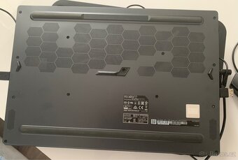 MSI Stealth 15M A11SDK-042XRO - 15