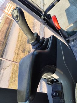 Bágr Volvo, 5000kg, 3x lyžica. - 15