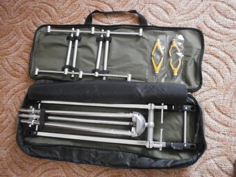 Prodám stojany na rybářské pruty - 15