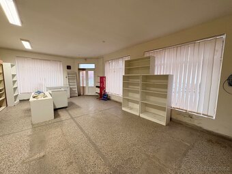 Prodej byvaleho obchodu, prodej domu - 15