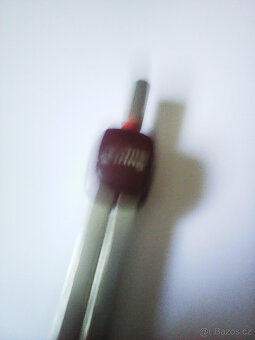 PRODÁM PERA A ŠABLONY ROTRING - 15