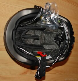helma přilba Schinmax HT-29 black vel. M-L 56-62 375g. - 15