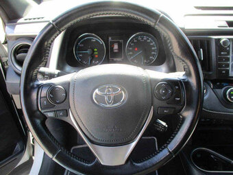 TOYOTA RAV4 2.5Hybrid 145 kW Executive e-CVT 12/2016 - 15