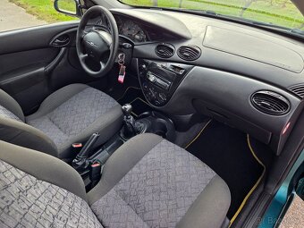 Ford Focus 1.8 TDDI 66KW/90 koní - 15