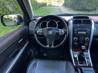 Suzuki Grand Vitara 1.9 DDiS 95kW Kůže Xenony Šíbr Tažné 2t - 15