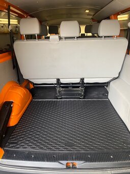 TRANSPORTER T5 Long 2014 9 MÍST - 15