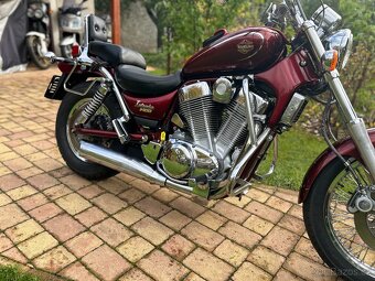 Suzuki VS 1400 Intruder - 15