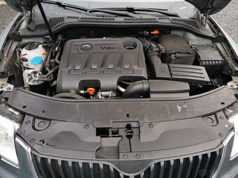 Škoda Superb 2.0 TDI kombi DSG bez koroze - 15