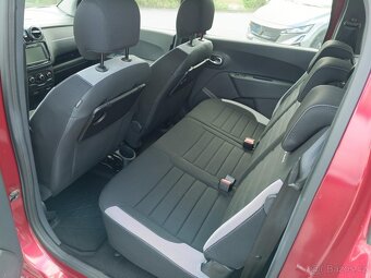 Dacia Lodgy Stepway 1,5 dCi 85kW 5 MÍST najeto 14.237 km - 15