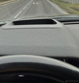 LAND ROVER DISCOVERY SPORT 2.0D I4 (110 kW) AWD – 4x4 - 15