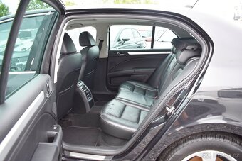 ŠKODA SUPERB 2,0 TDI DSG,ELEGANCE,NAVI,KŮŽE,XENONY,TOP - 15