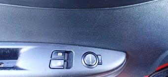 Hyundai i20 1.2 57 Kw Benzín Klimatizace - 15