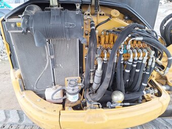 CATERPILLAR 305 C - 15