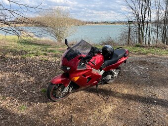 Honda VFR 800 Fi - 15