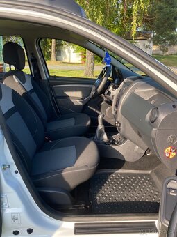 Dacia Duster 1.6 16V SCe 84kW 1. majitel 48 800 km - 15