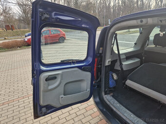 Dacia Logan MCV 1.5cdi, 7 mist STK, koupeno v ČR - 15
