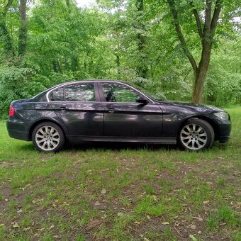 BMW 325d sedan 2008 manuál 145 kW - 15