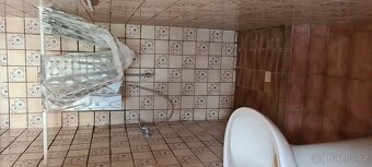 Prodej rodinného domu 180 m2, na pozemku 320 m2 v obci Přelí - 15