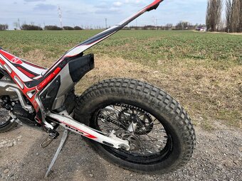 Trial Beta 300 2T 2018 - 15