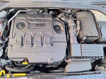 ŠKODA YETI 2.0 TDI EDITION. XENON 2016 - 15