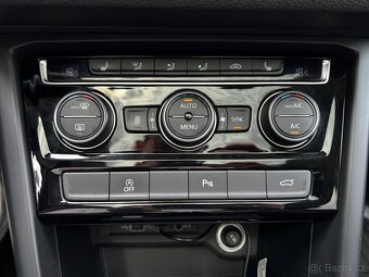 Volkswagen Touran 2019 rok - 15