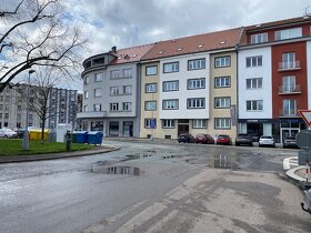 Pronájem  bytu 3+1 s balkónem, 98 m2, Hradec Králové – centr - 15