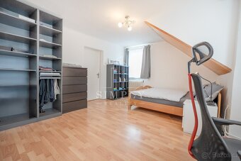 Prodej vily 500m2, pozemek 2048 m2,  ulice Legií, Říčany - 15
