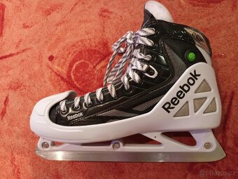 Brankářské brusle Reebok 20K, vel.11, užší, 1x použité - 15