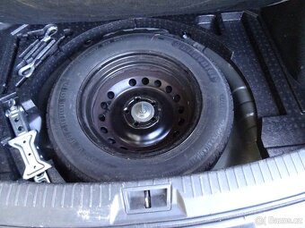 Nissan Qashqai 1,5 dCi 81 kW - 15