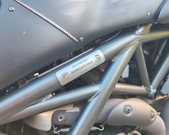 DUCATI DIAVEL DIESEL EDITION 666-ZBERATELSKY KUSOK - 15