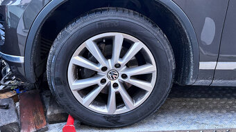 Vůz na díly VW Touareg 7P facelift 2016 CVVA PXP LB8R - 15