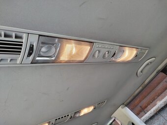 Volkswagen T5 - 15